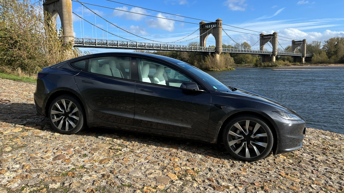 Tesla Model 3 Grande Autonomie Test d'Autonomie et Comparatif